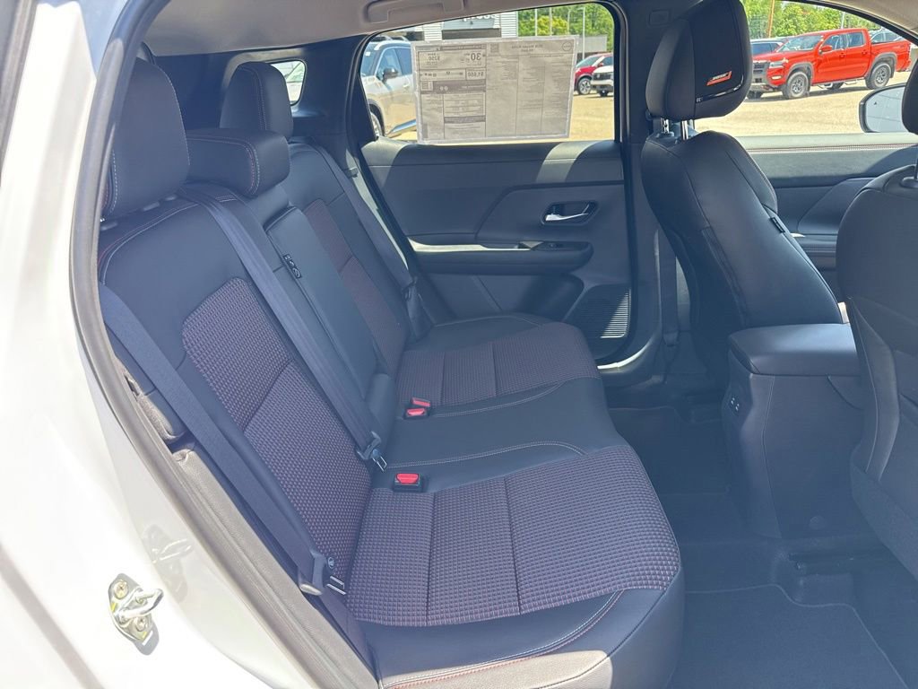 New 2026 Nissan Kicks SR w/ SR Premium Package AWD/4WD image 27