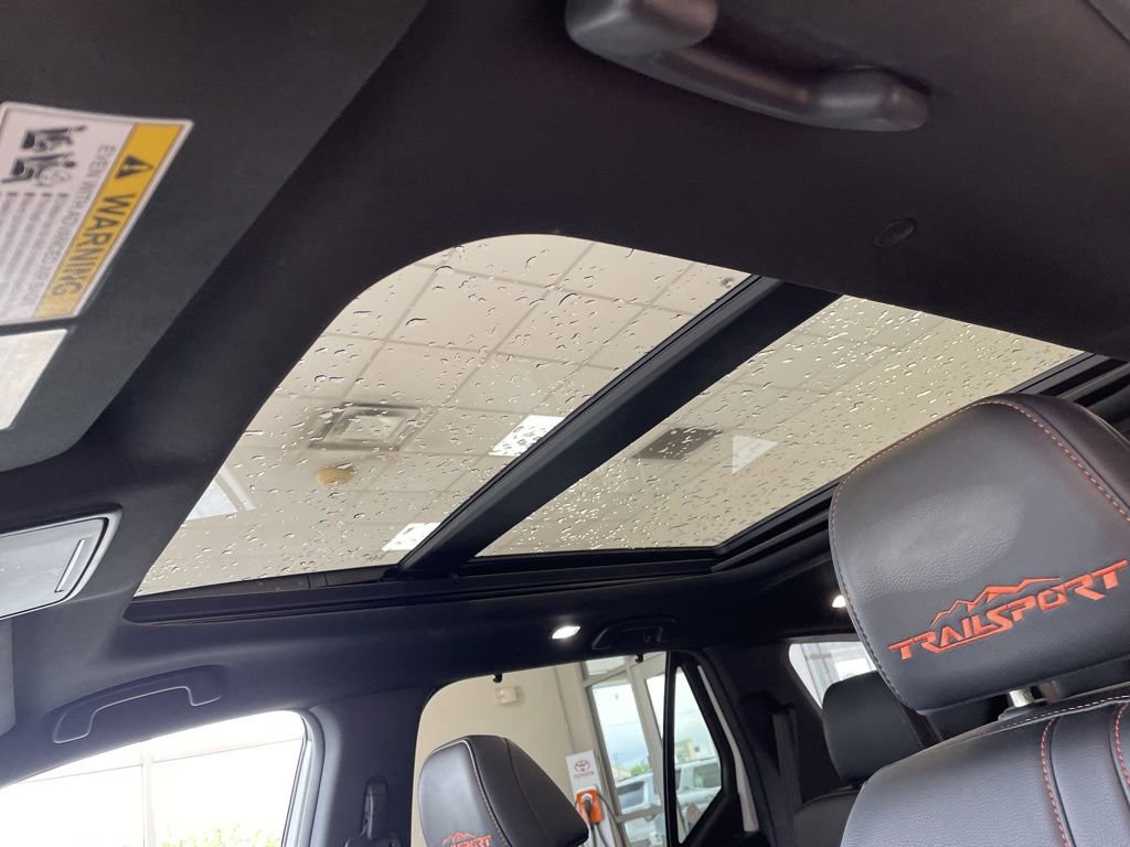 Used 2023 Honda Pilot TrailSport image 10