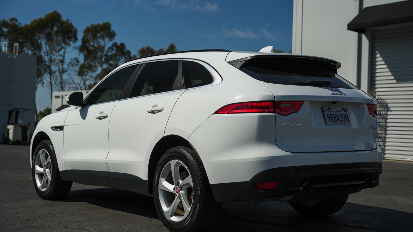 Used 2019 Jaguar F-PACE Premium image 7