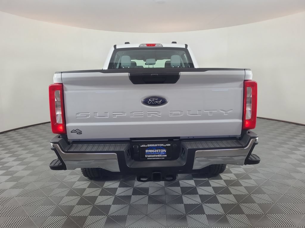 New 2026 Ford F350 XL w/ XL Chrome Package AWD/4WD image 4