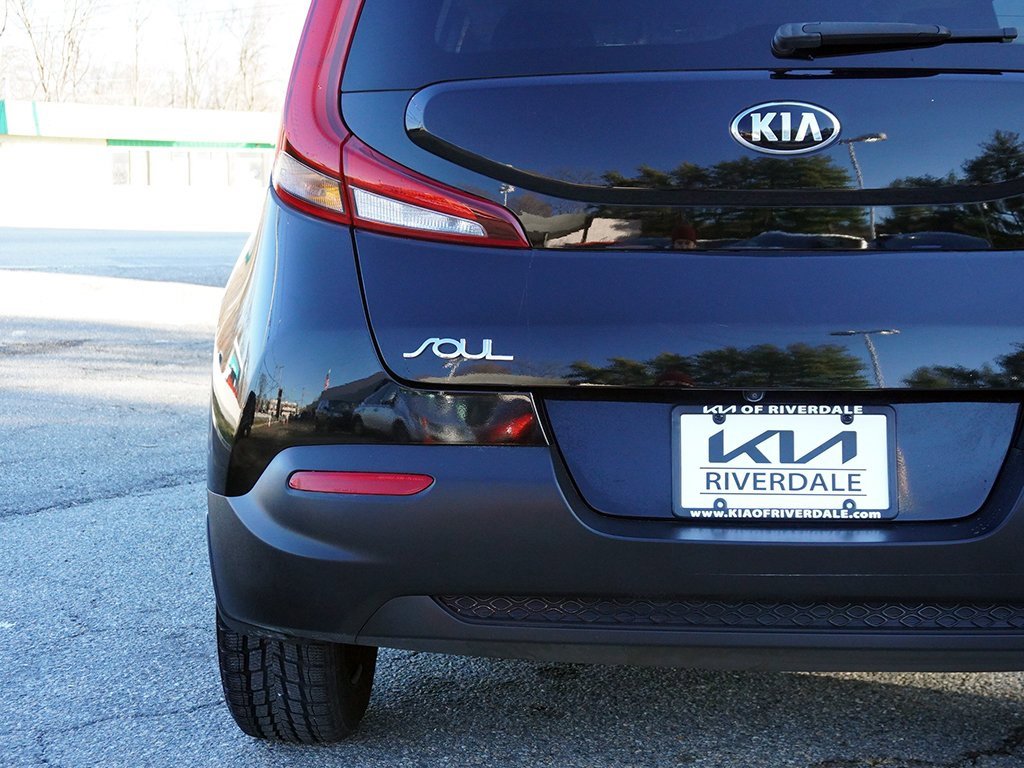 Used 2020 Kia Soul LX image 11