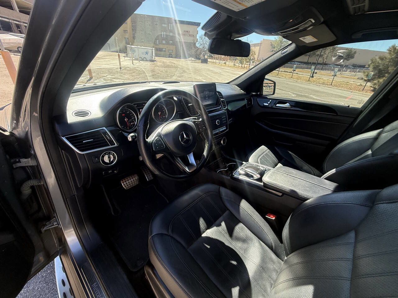 Used 2019 Mercedes-Benz GLE 400 GLE 400 4MATIC AWD 4dr SUV w/ Premium 1 Package image 15