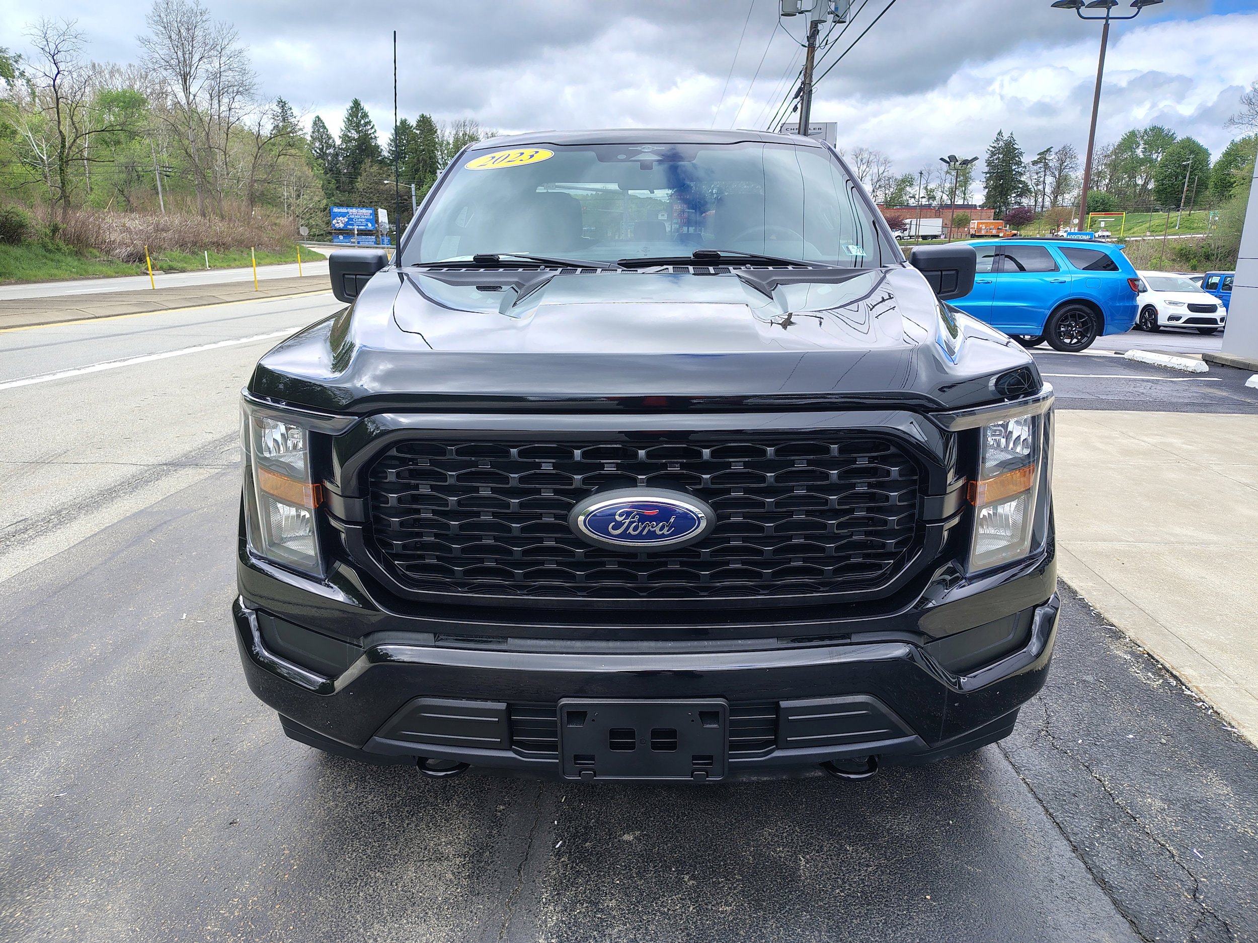 Used 2023 Ford F150 XL w/ STX Appearance Package AWD/4WD image 3