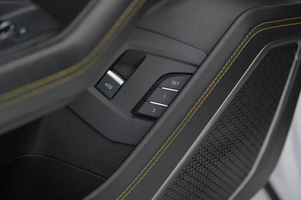 Used 2021 Lamborghini Urus image 54