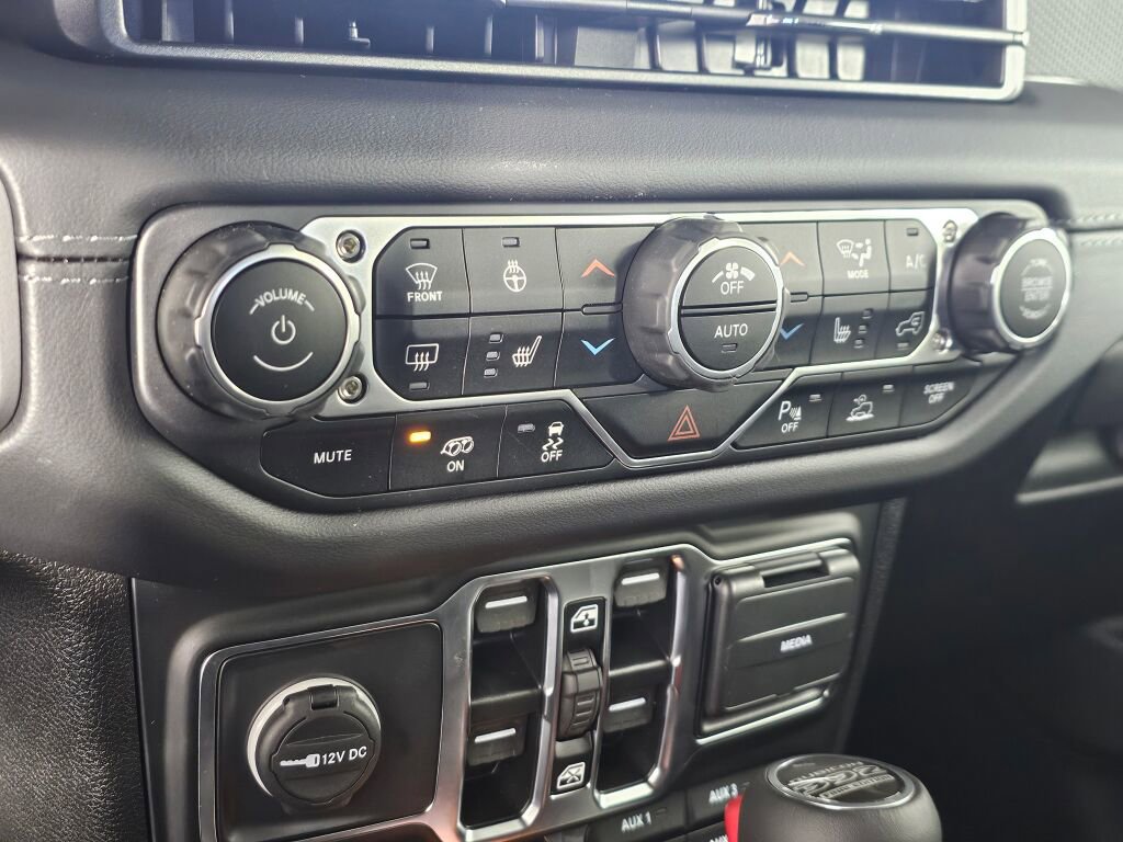 New 2025 Jeep Wrangler Unlimited Rubicon 392 image 27