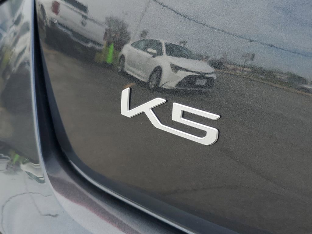 Used 2025 Kia K5 LXS FWD image 9