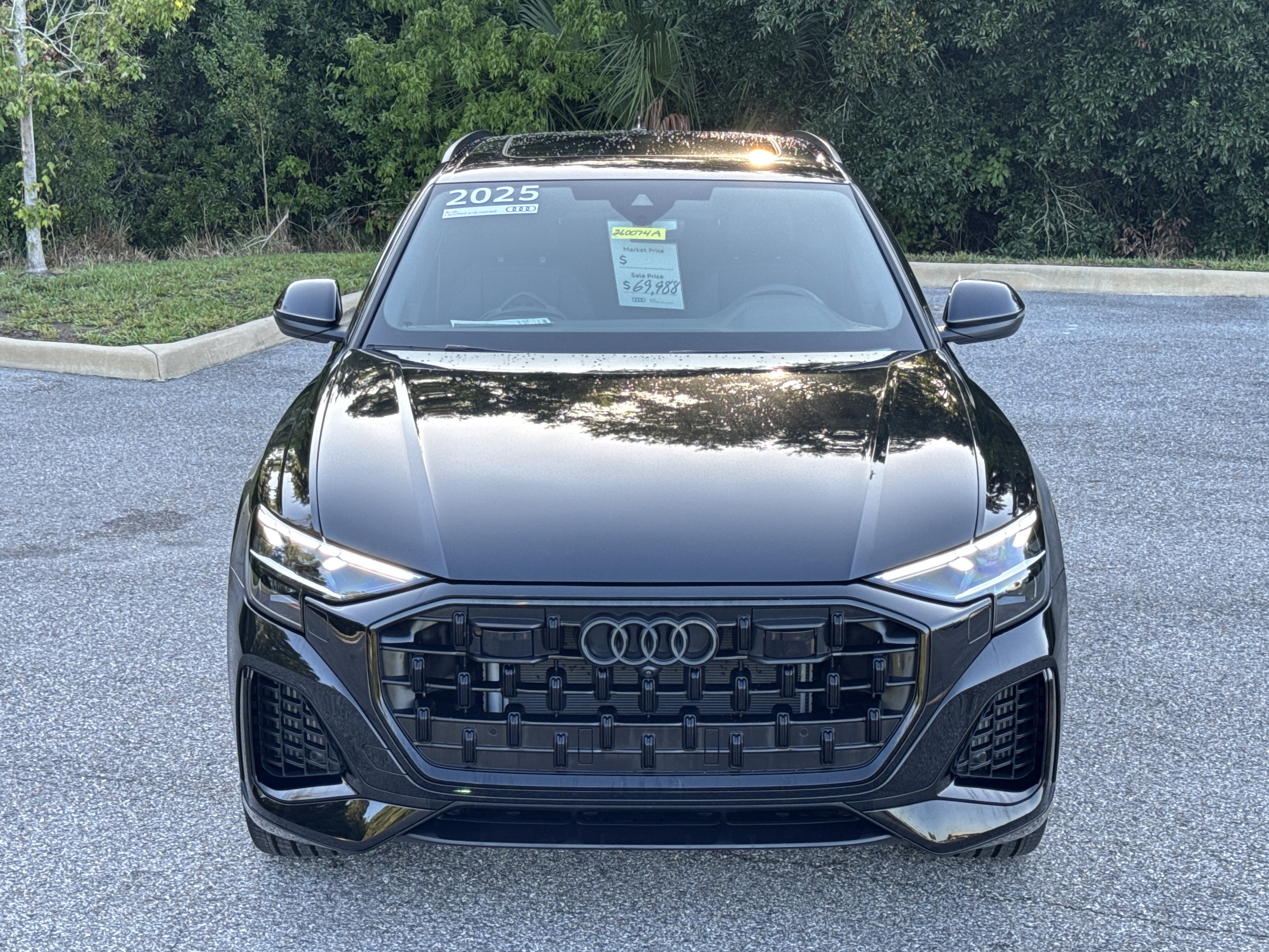Certified 2025 Audi Q8 Premium AWD/4WD image 2