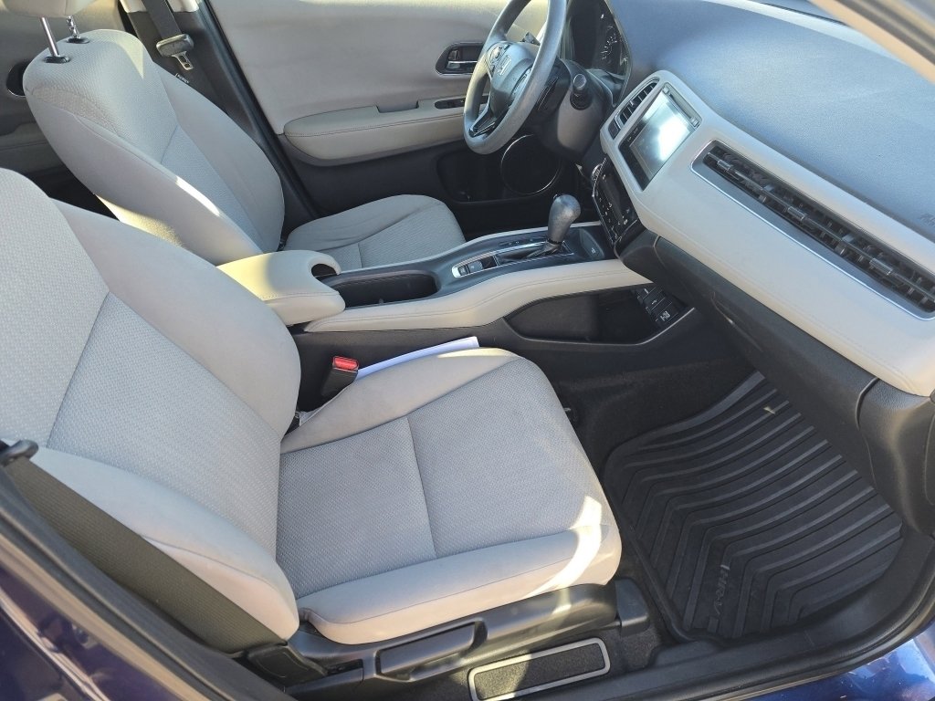Used 2017 Honda HR-V EX image 23