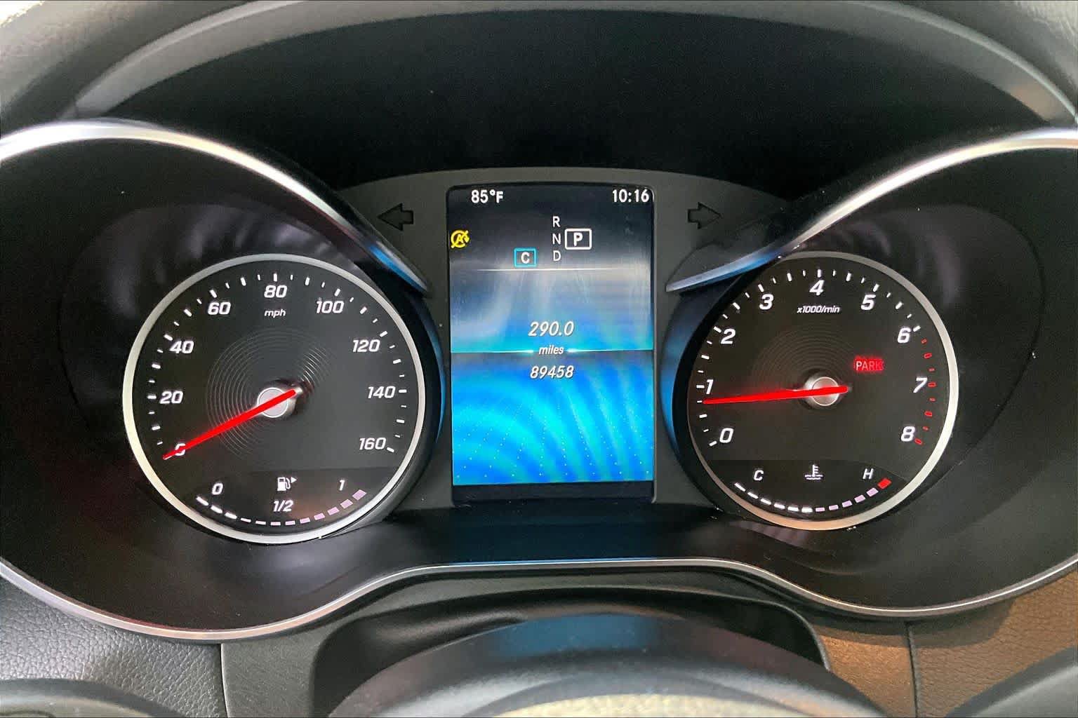 Used 2021 Mercedes-Benz GLC 300 image 27