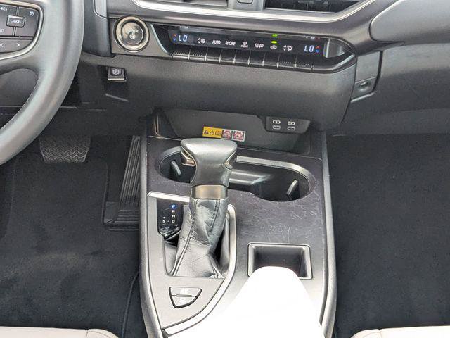 Certified 2024 Lexus UX 250h FWD image 19