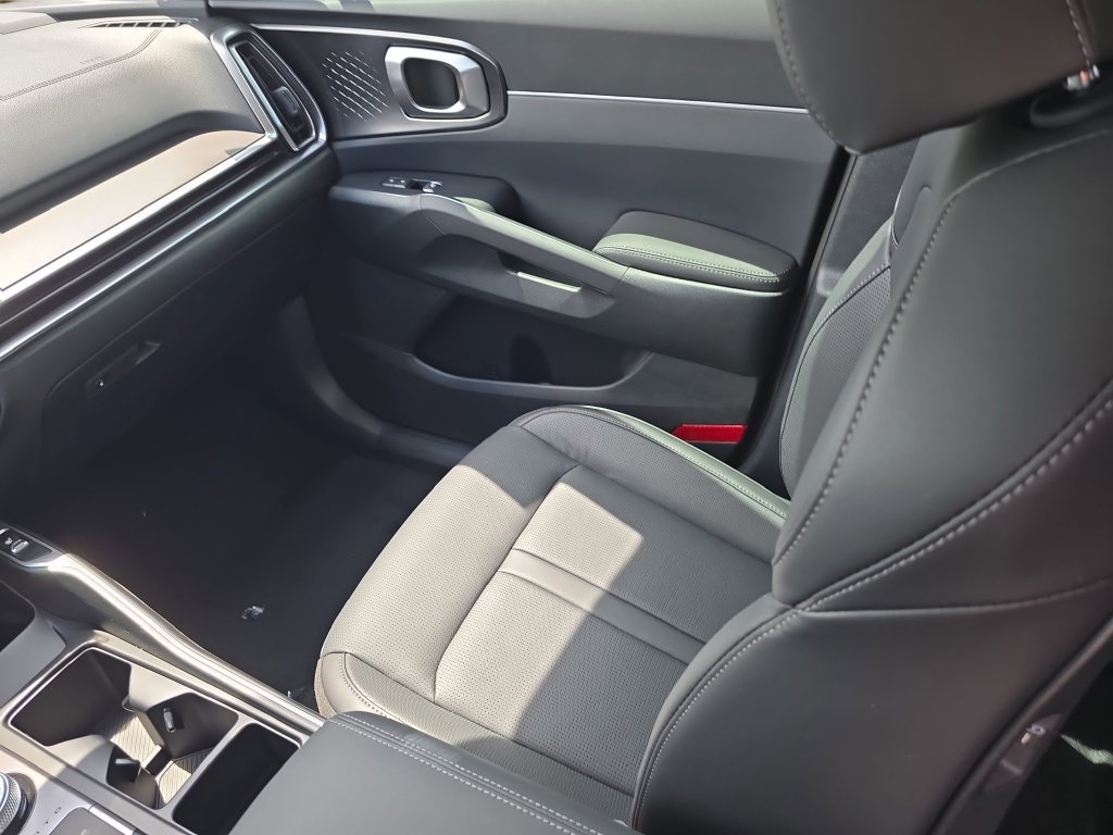 New 2026 Kia Sorento EX AWD/4WD image 16