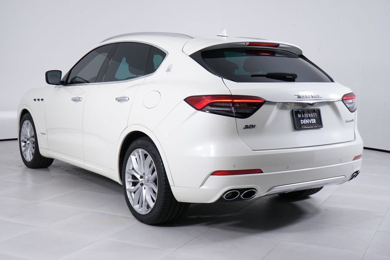Used 2021 Maserati Levante S GranLusso AWD/4WD image 18