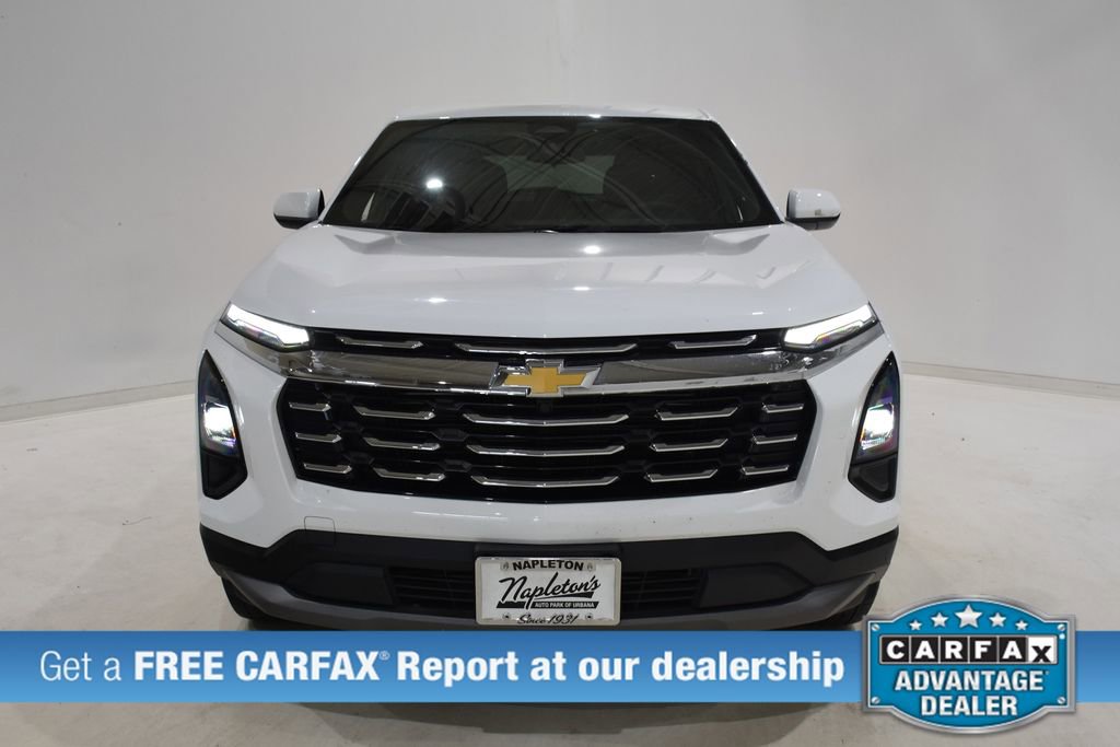 Used 2025 Chevrolet Equinox LT FWD image 2