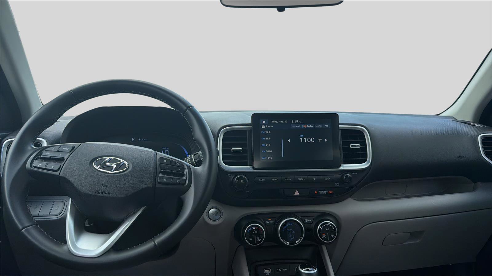 Used 2025 Hyundai Venue SEL FWD image 9