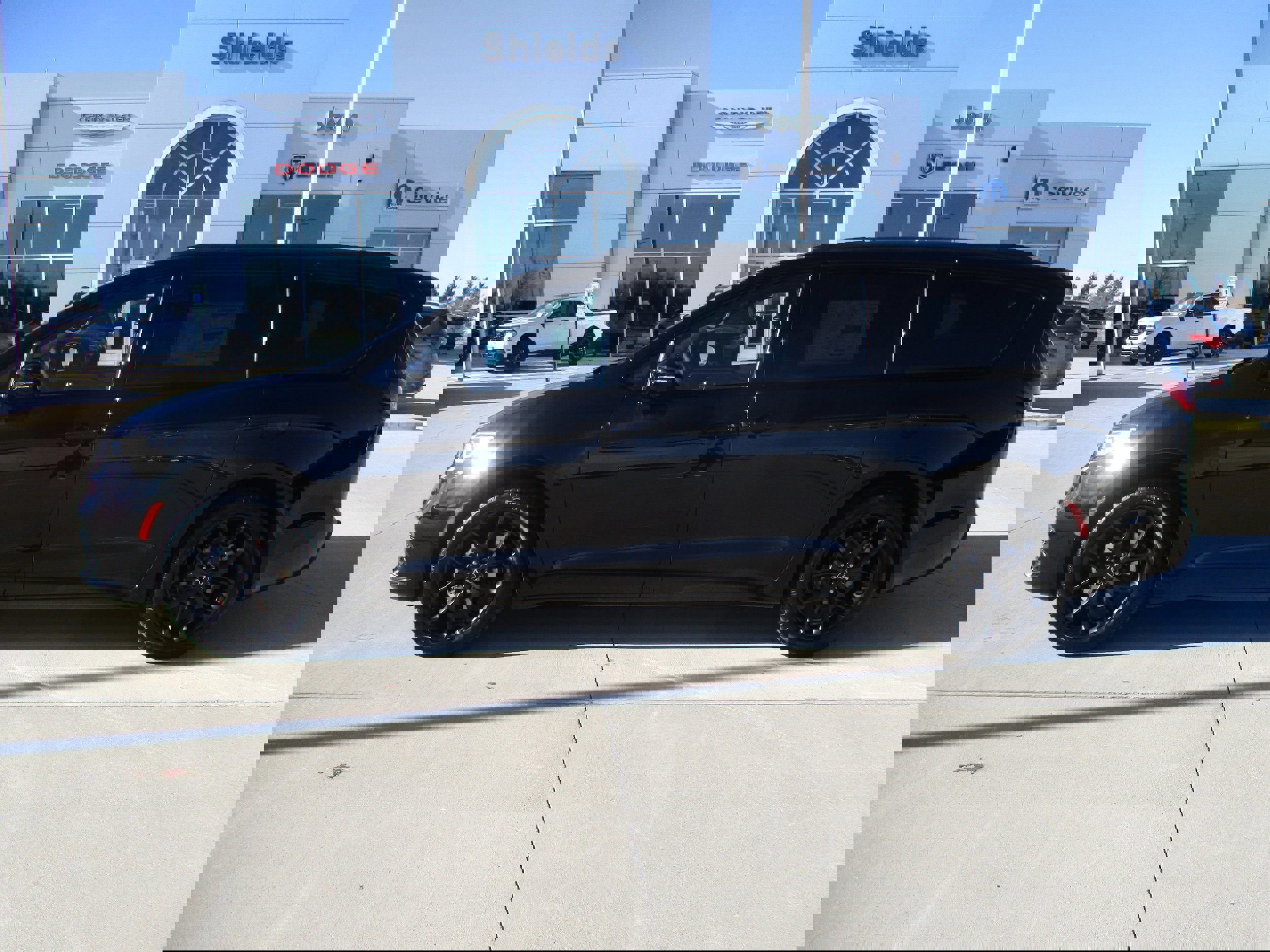 New 2026 Chrysler Pacifica Select w/ S Appearance Package image 3