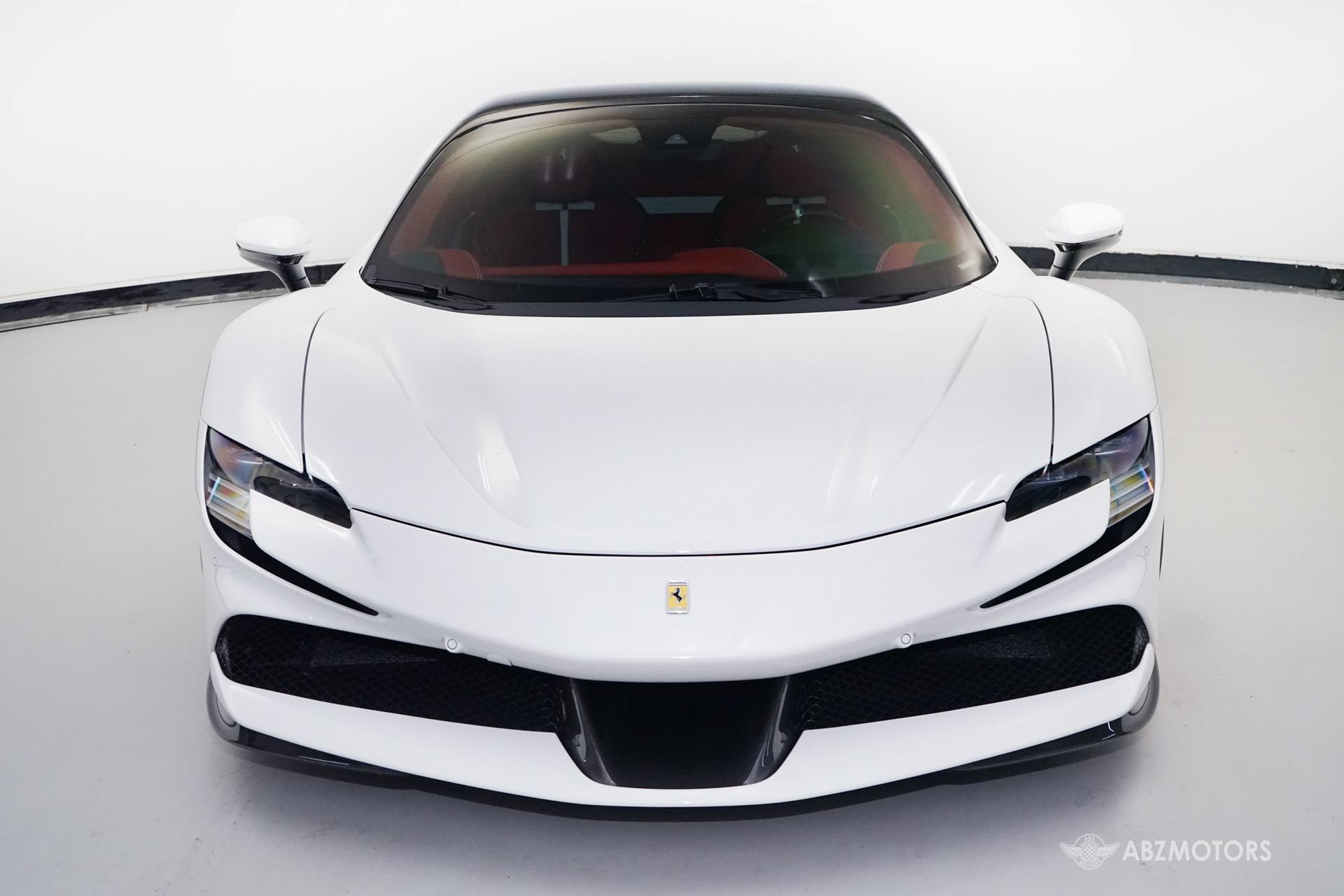 Used 2025 Ferrari SF90 Spider AWD/4WD image 3