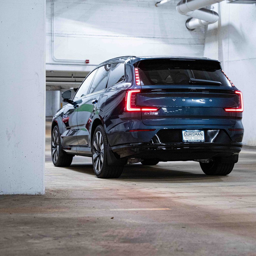New 2025 Volvo EX90 Ultra image 5