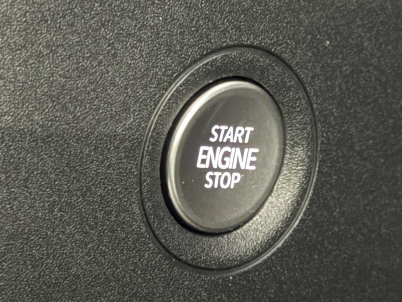 Used 2023 Volkswagen ID.4 S image 41