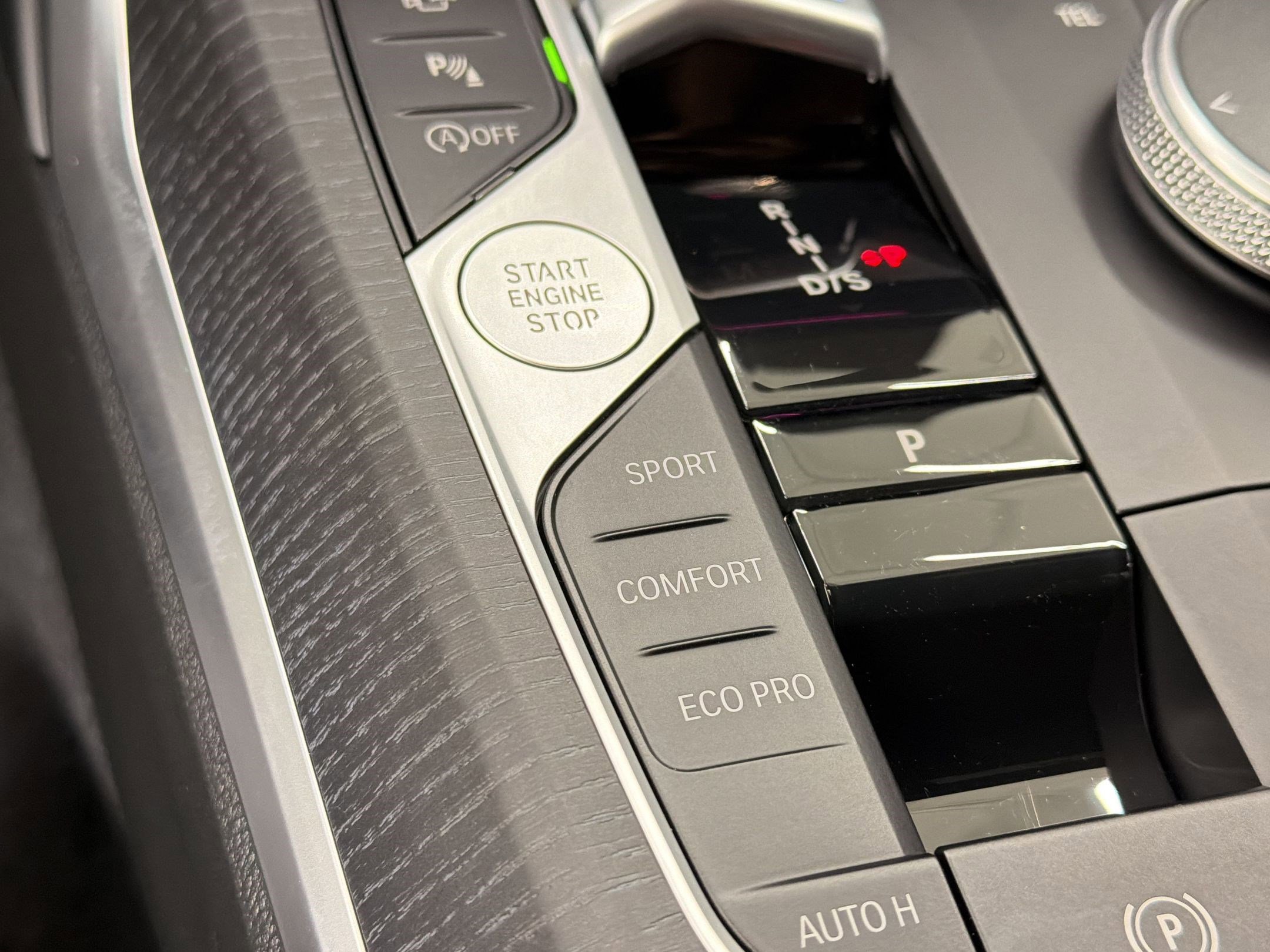 Certified 2026 BMW 330i Sedan w/ M Sport Package image 27