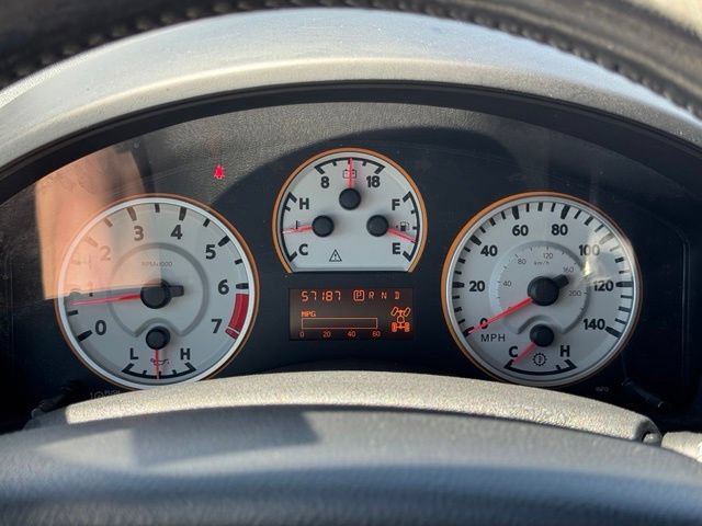 Used 2015 Nissan Titan PRO-4X w/ Pro-4x Luxury Package AWD/4WD image 31