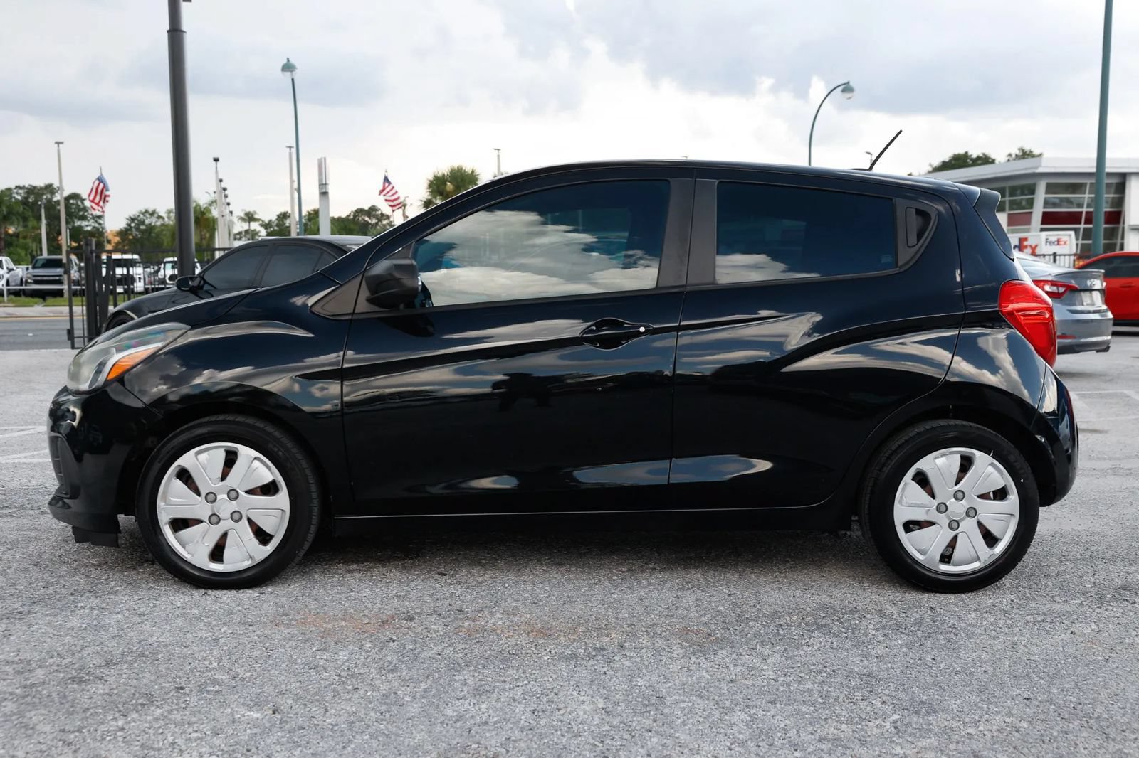 Used 2018 Chevrolet Spark LS FWD image 3