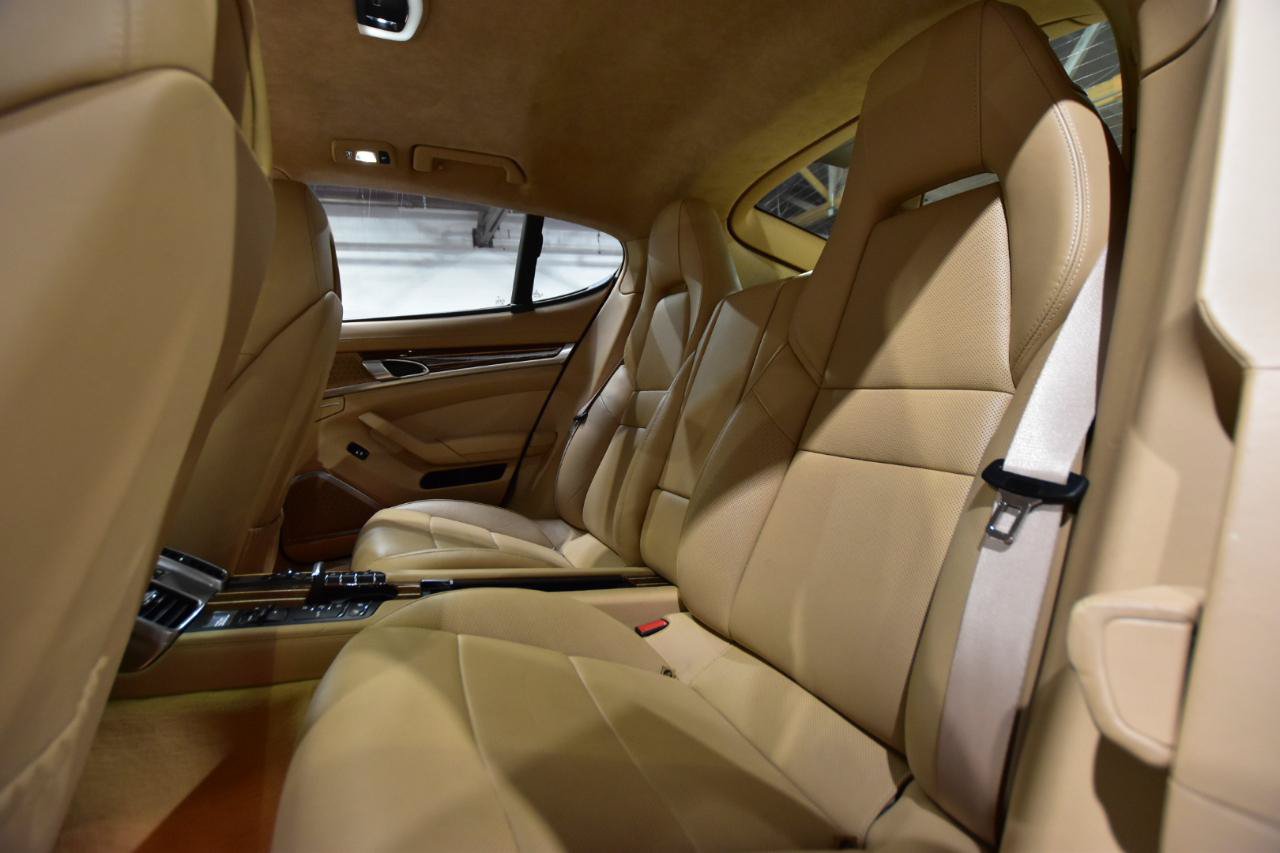 Used 2010 Porsche Panamera Turbo AWD/4WD image 44