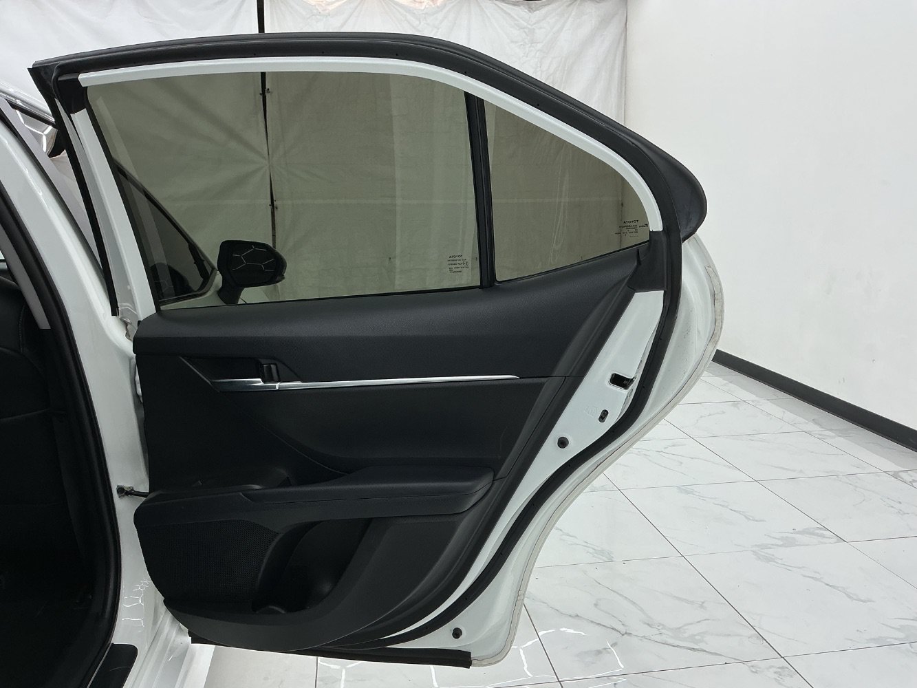 Used 2023 Toyota Camry SE w/ Convenience Package FWD image 25