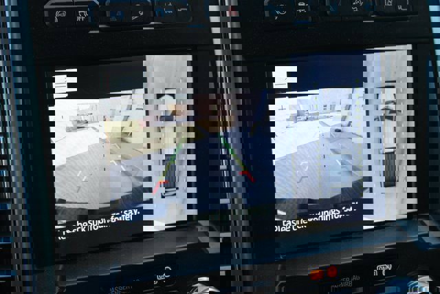 Used 2021 Ford F250 Platinum w/ FX4 Off-Road Package image 8