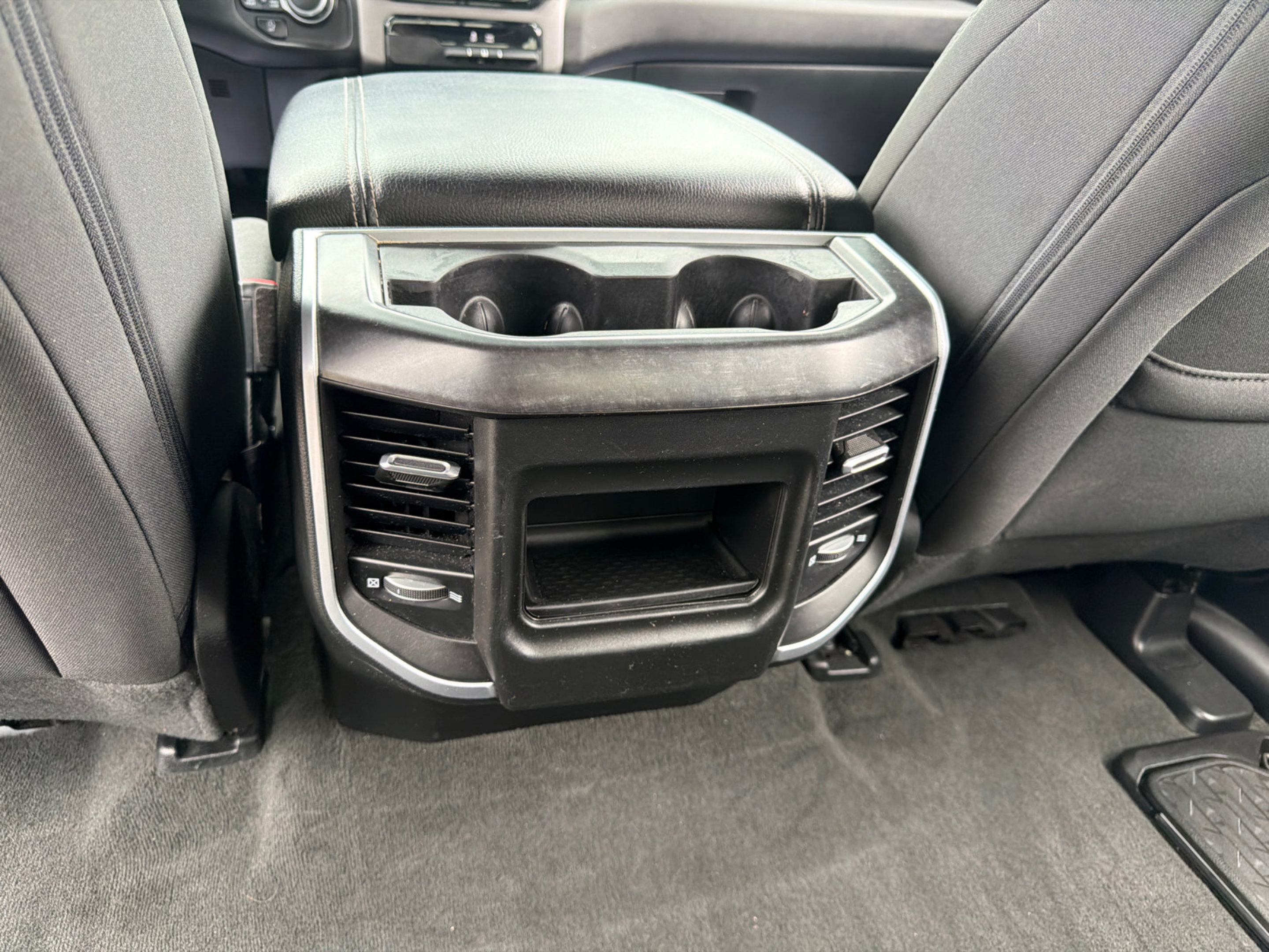 Used 2022 RAM 1500 Big Horn AWD/4WD image 12