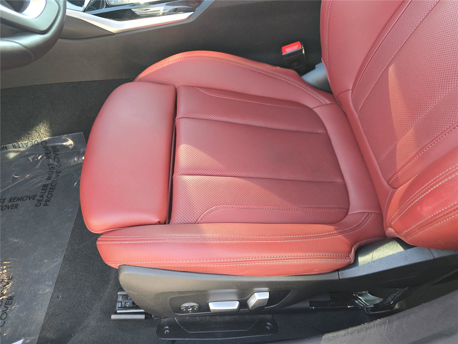 Used 2023 BMW 330i Sedan w/ Premium Package RWD image 14