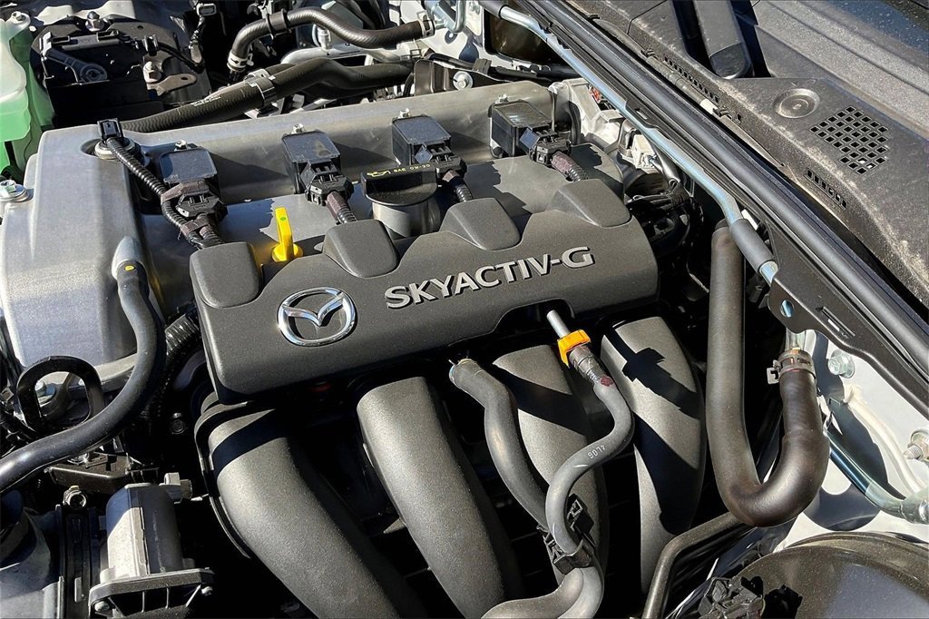 Used 2025 MAZDA MX-5 Miata RF Grand Touring image 33