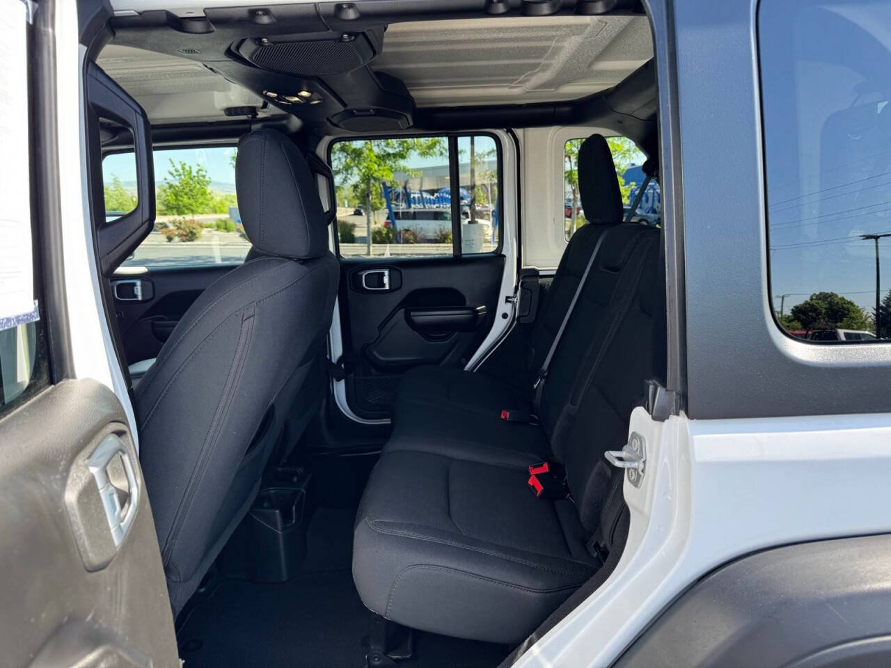 Used 2021 Jeep Wrangler Unlimited Sport w/ Uconnect 4C Nav & Sound Group AWD/4WD image 28