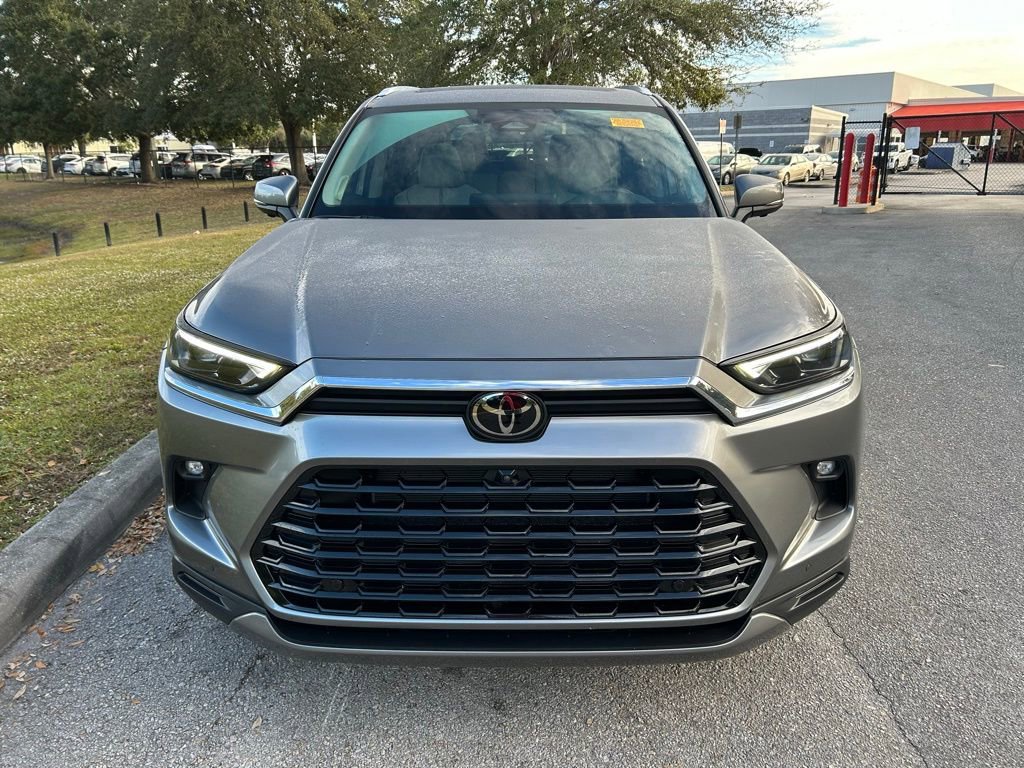 Certified 2025 Toyota Grand Highlander AWD image 8