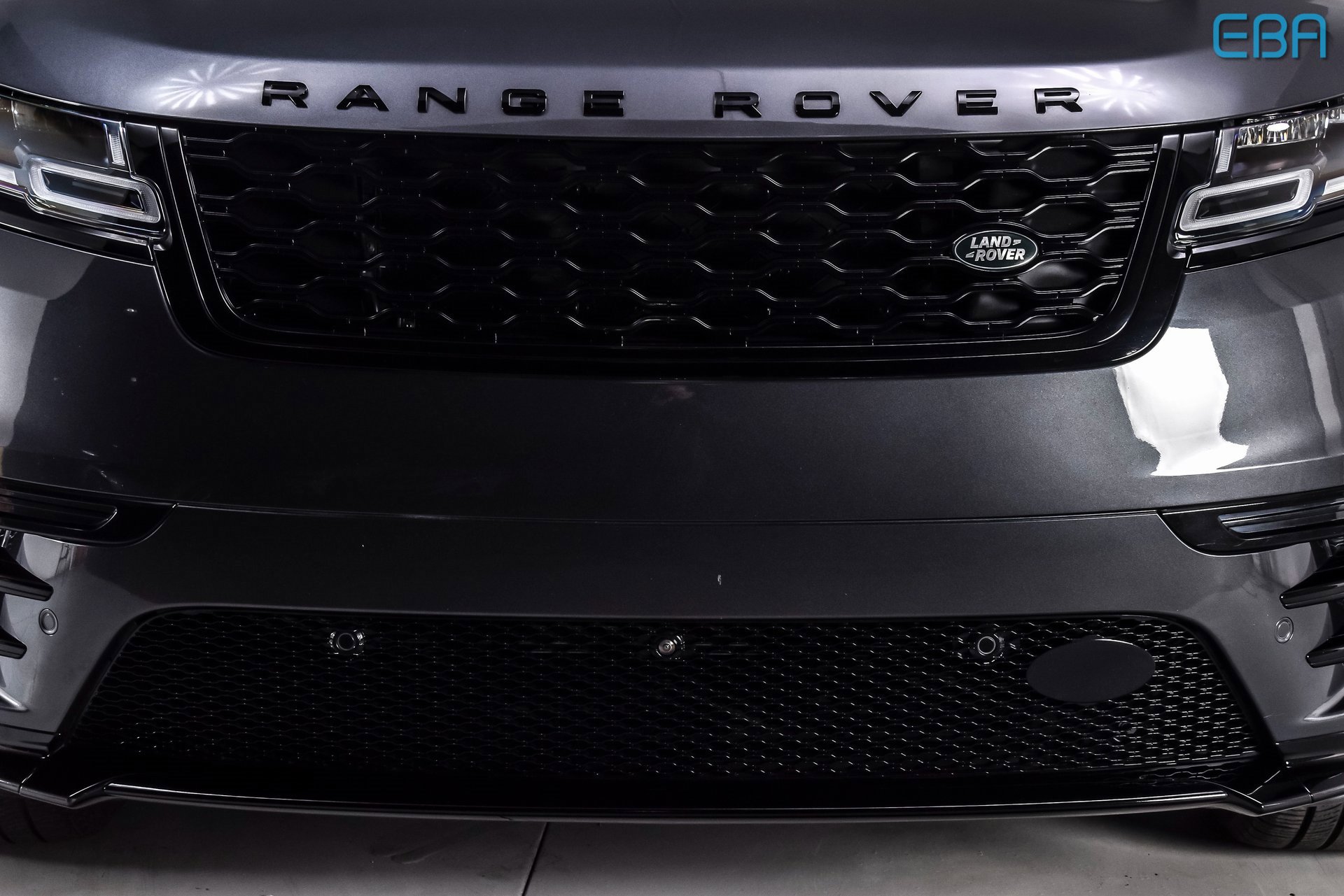 Used 2021 Land Rover Range Rover Velar R-Dynamic S image 9