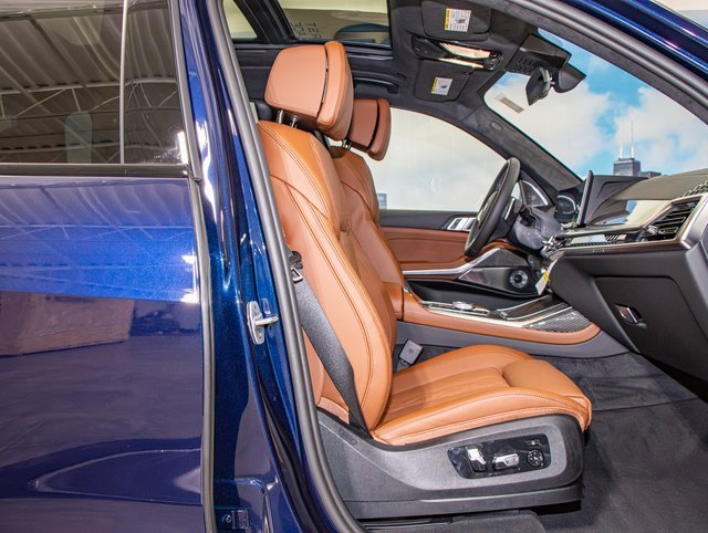 New 2026 BMW X7 M60i image 21