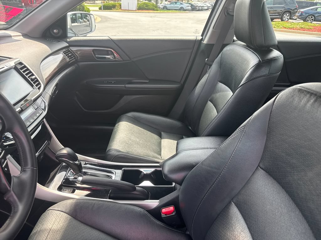 Used 2016 Honda Accord EX-L image 14