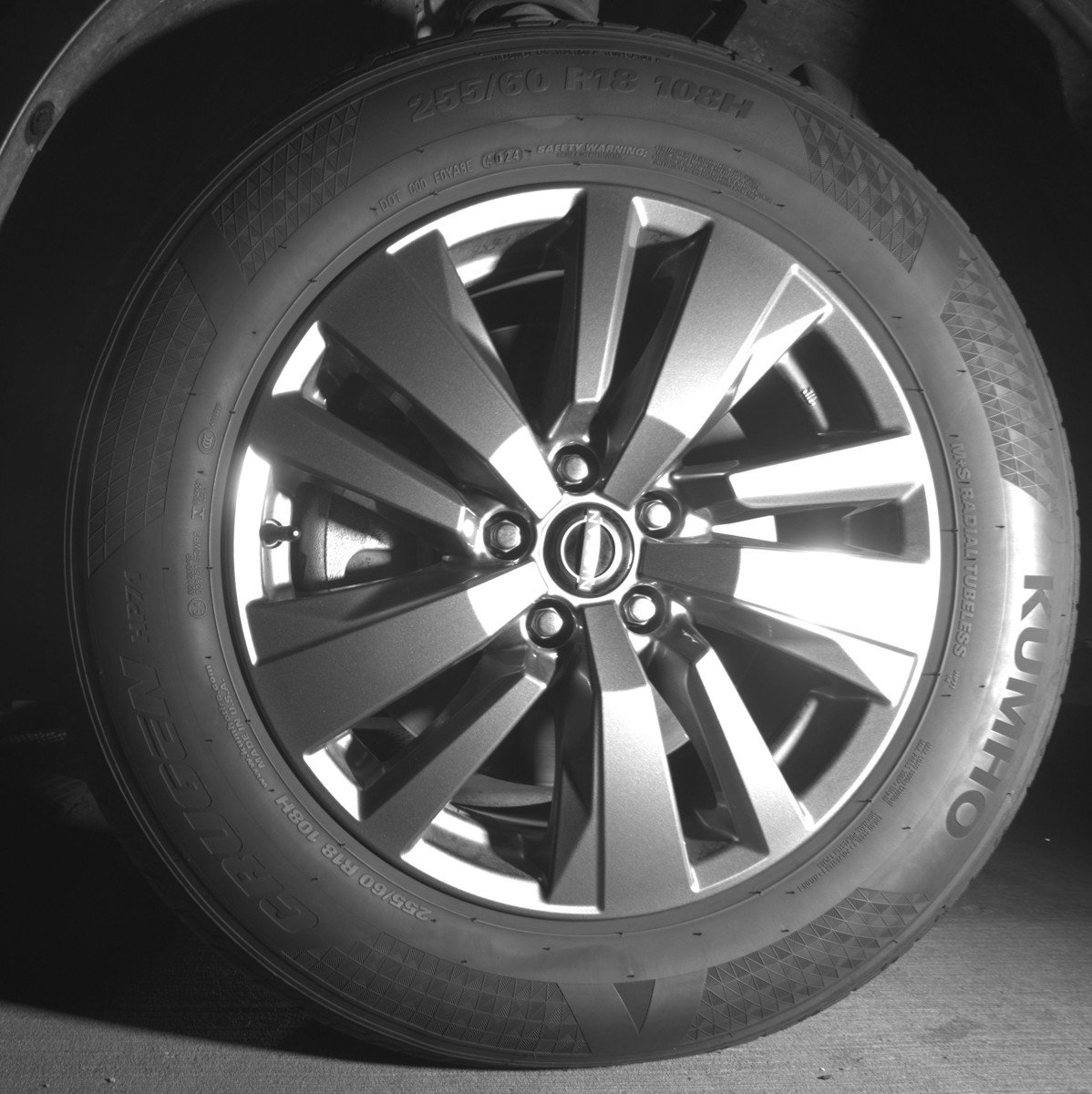 Used 2025 Nissan Pathfinder SV image 12