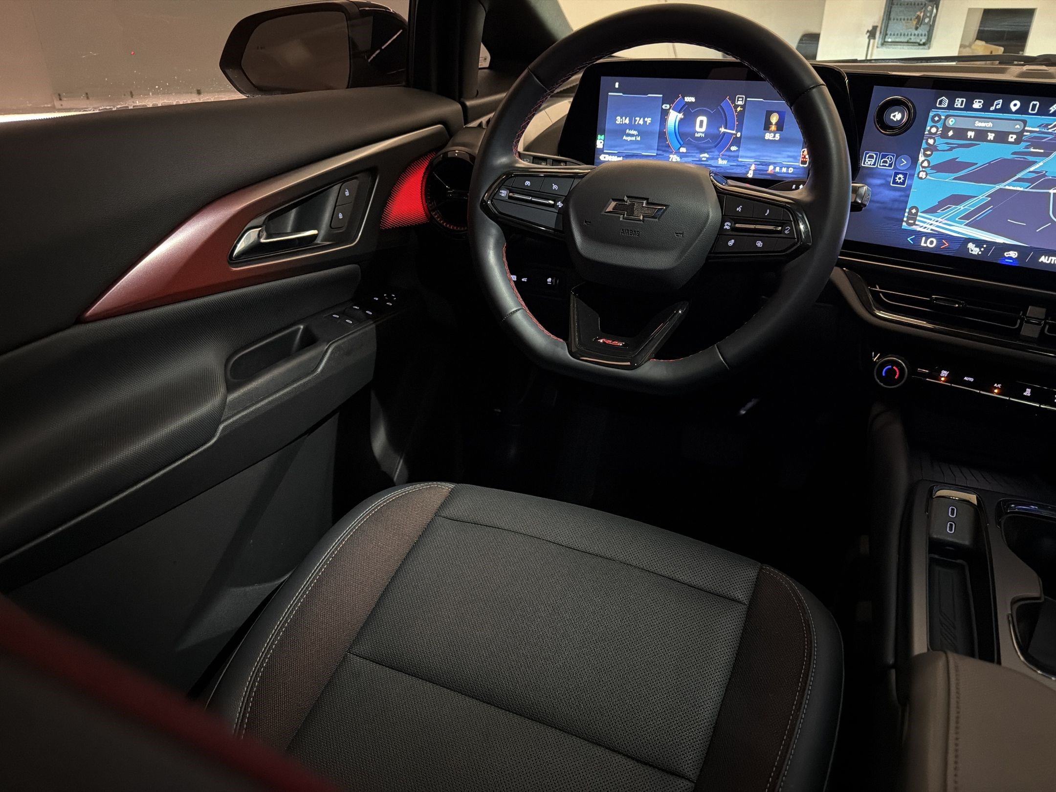 Used 2024 Chevrolet Equinox EV RS w/ LPO, All-Weather Mat Package FWD image 27