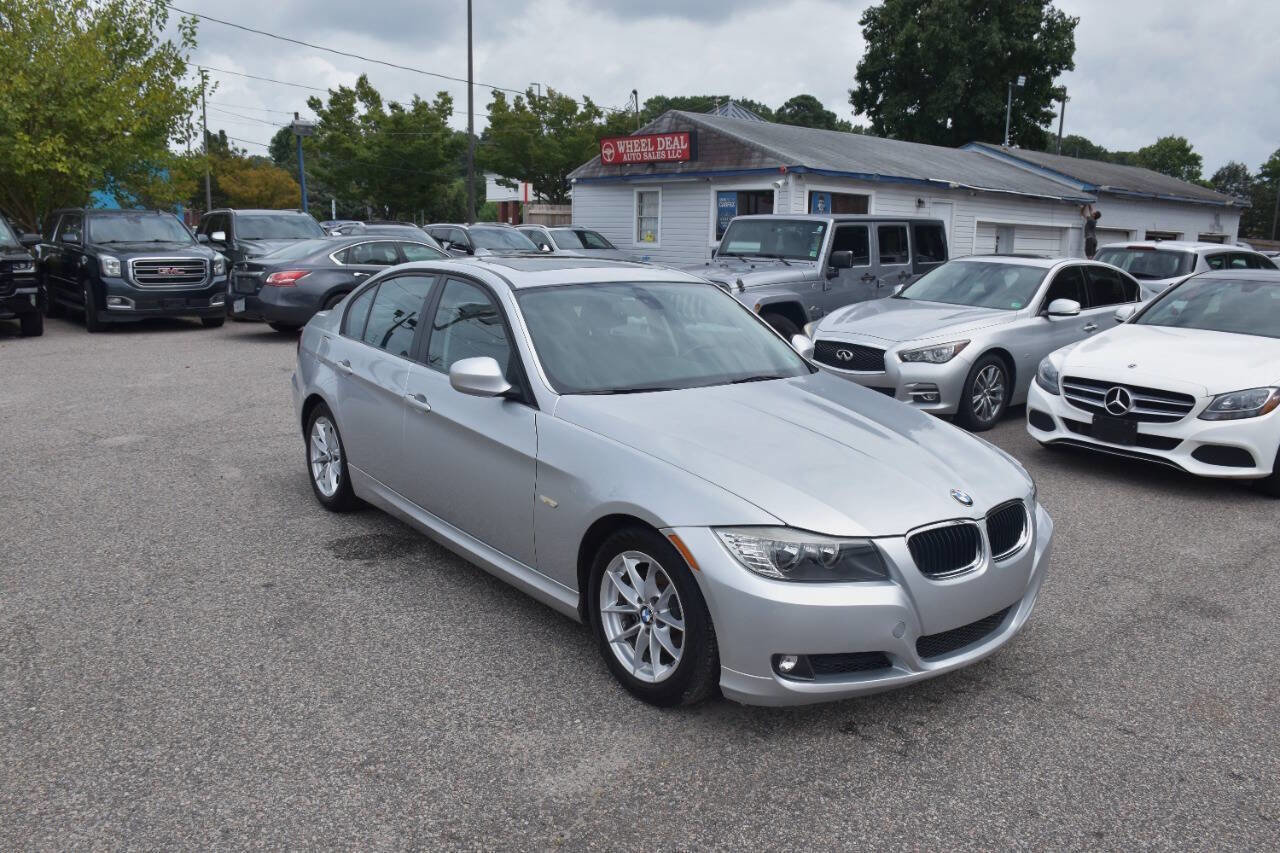 Used 2010 BMW 328i Sedan RWD image 2