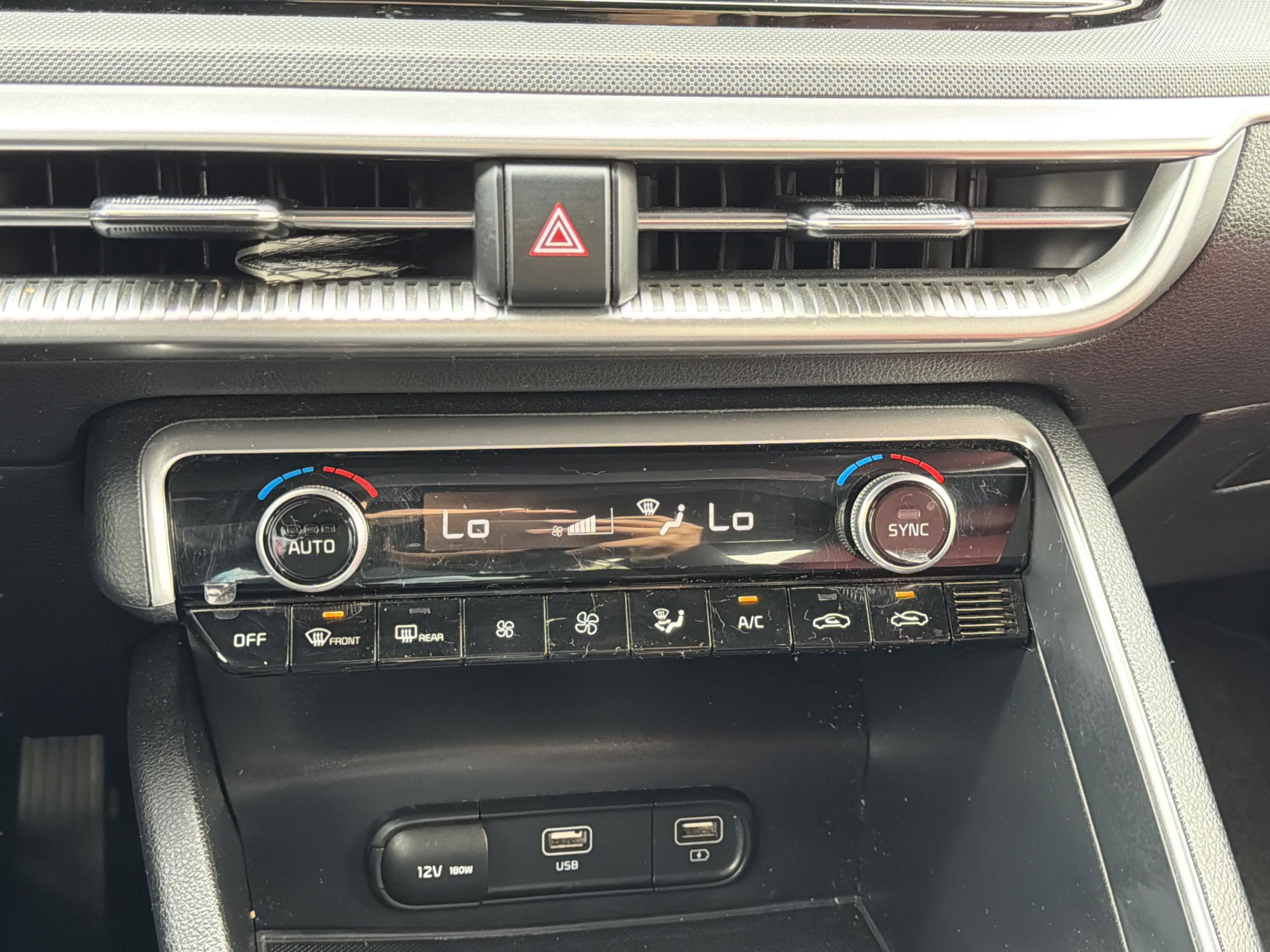 Used 2023 Kia K5 GT-Line image 12