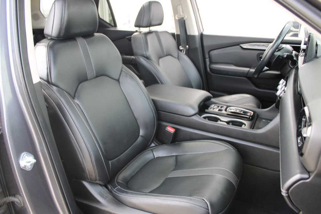 Used 2023 Honda Pilot Touring image 30