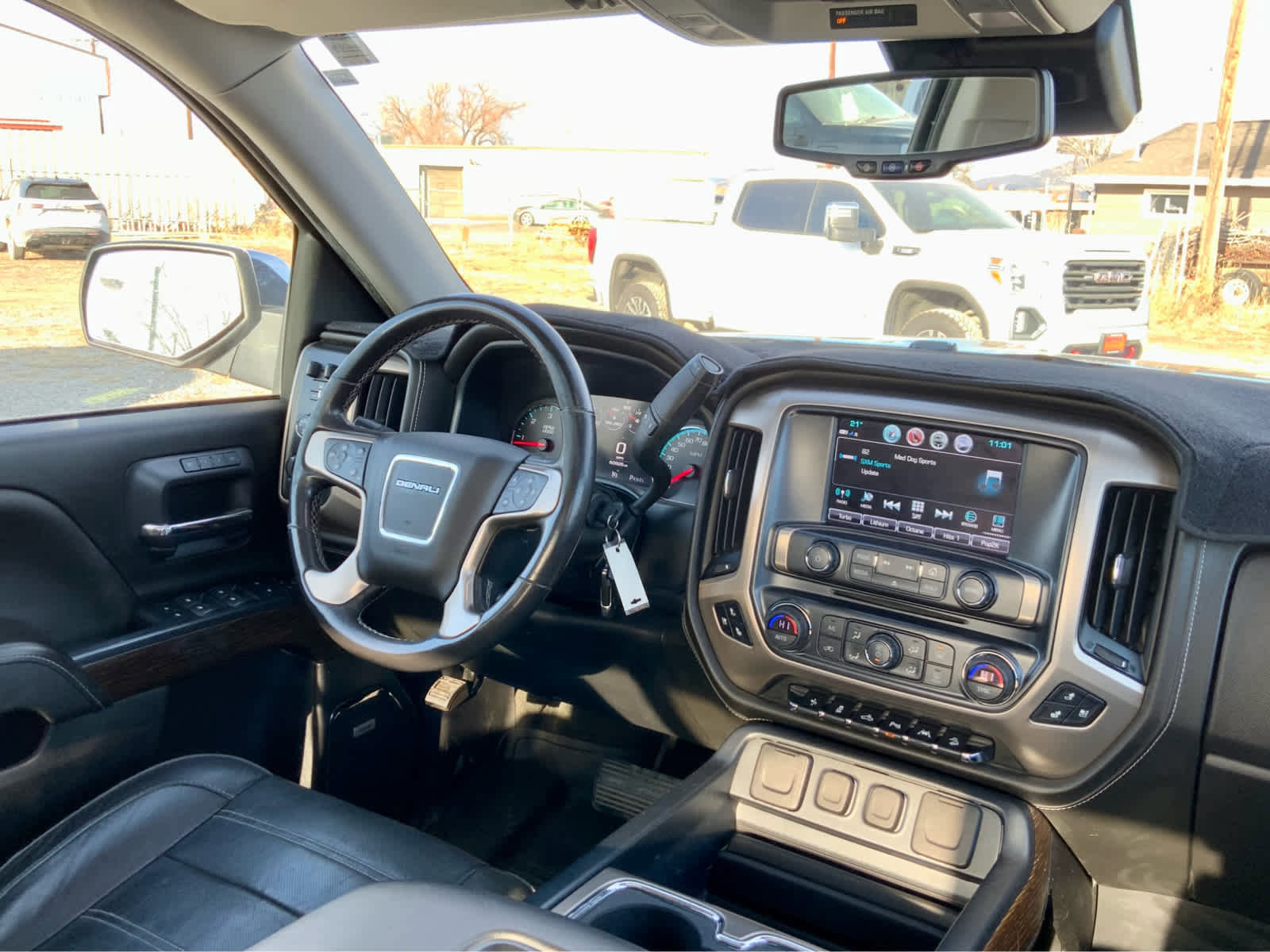 Used 2018 GMC Sierra 1500 Denali image 38