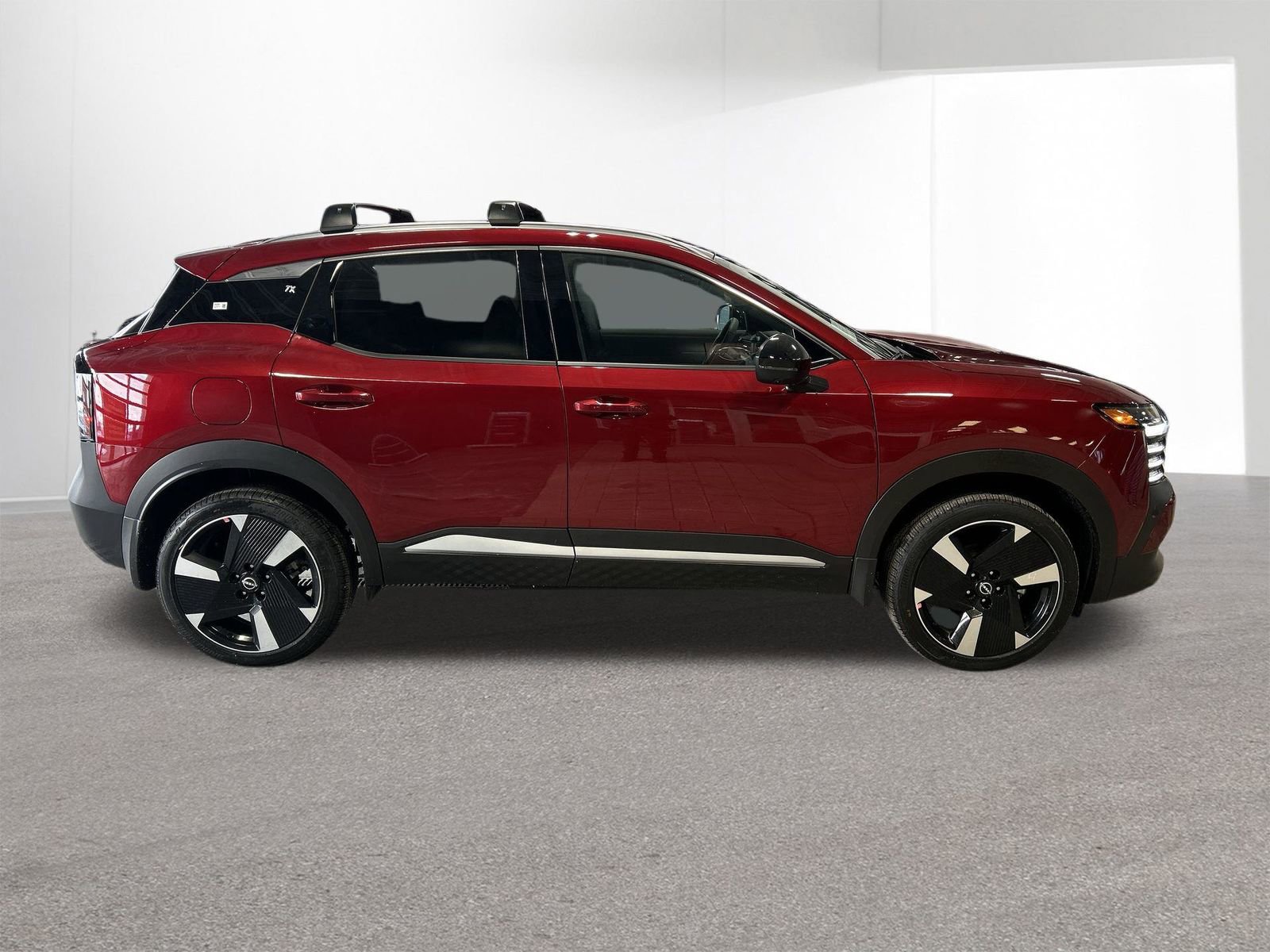 New 2026 Nissan Kicks SR w/ Cold Weather Package image 39