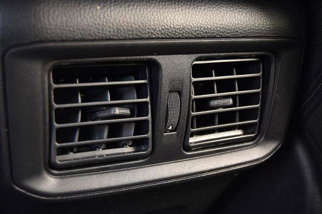 Used 2025 Toyota RAV4 XLE image 21