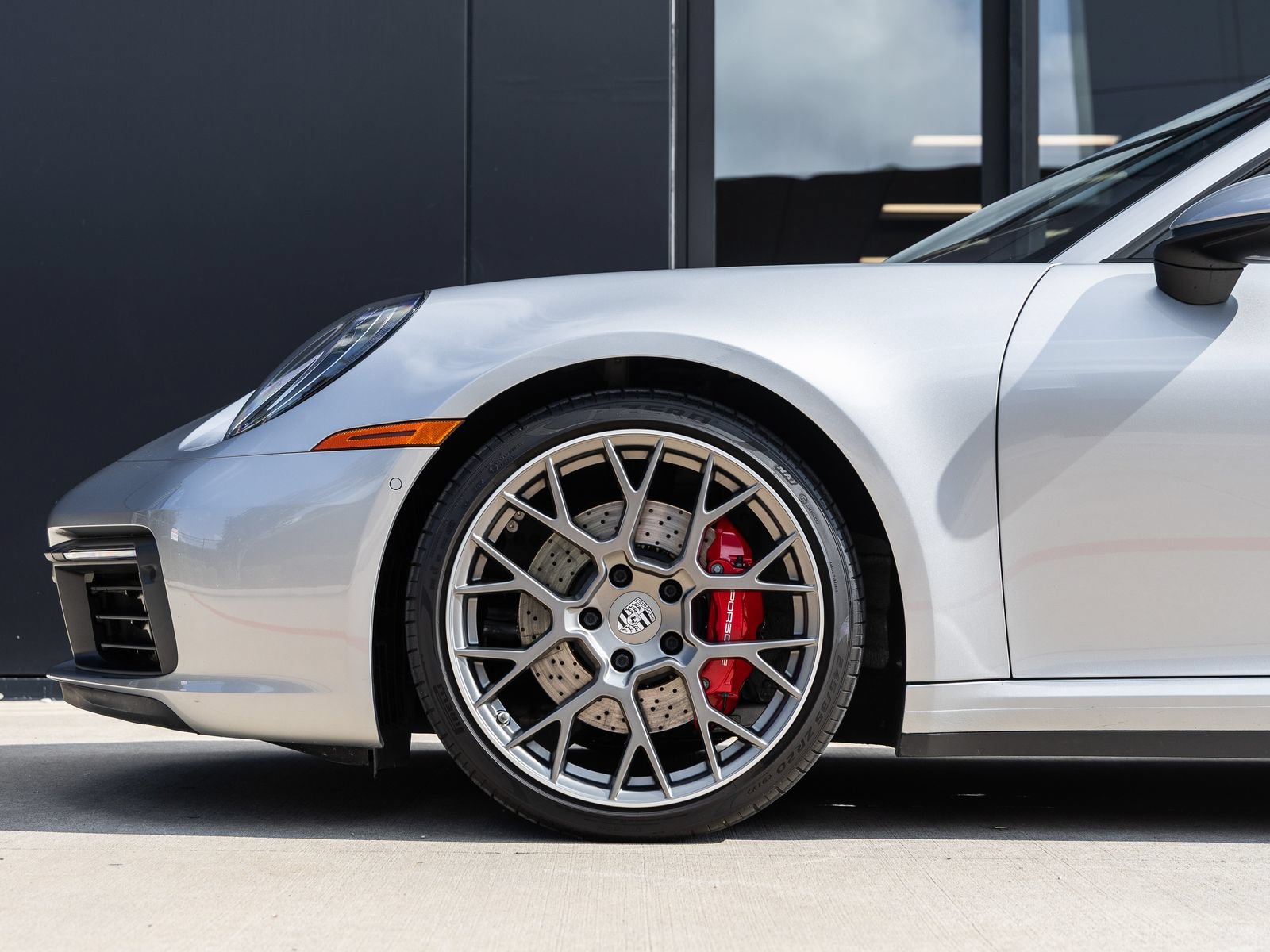 Certified 2022 Porsche 911 Targa 4S AWD/4WD image 13
