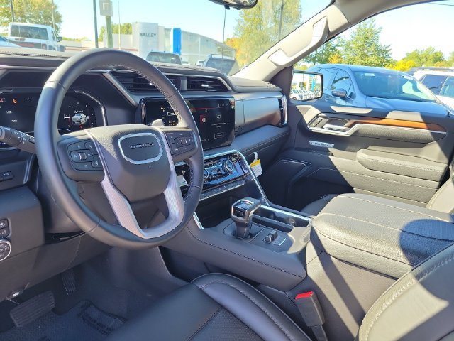 Used 2025 GMC Sierra 1500 Denali w/ Denali Reserve Package AWD/4WD image 14