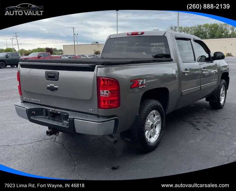 Used 2013 Chevrolet Silverado 1500 LT w/ All-Star Edition AWD/4WD image 2