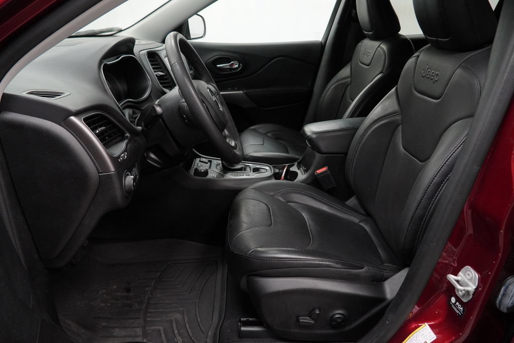 Certified 2021 Jeep Cherokee Latitude Lux AWD/4WD image 16