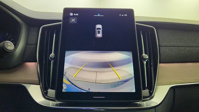 New 2026 Volvo XC90 B6 Core AWD/4WD image 20