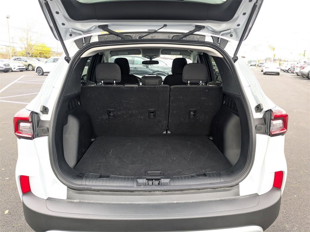Used 2025 Ford Escape Active image 33